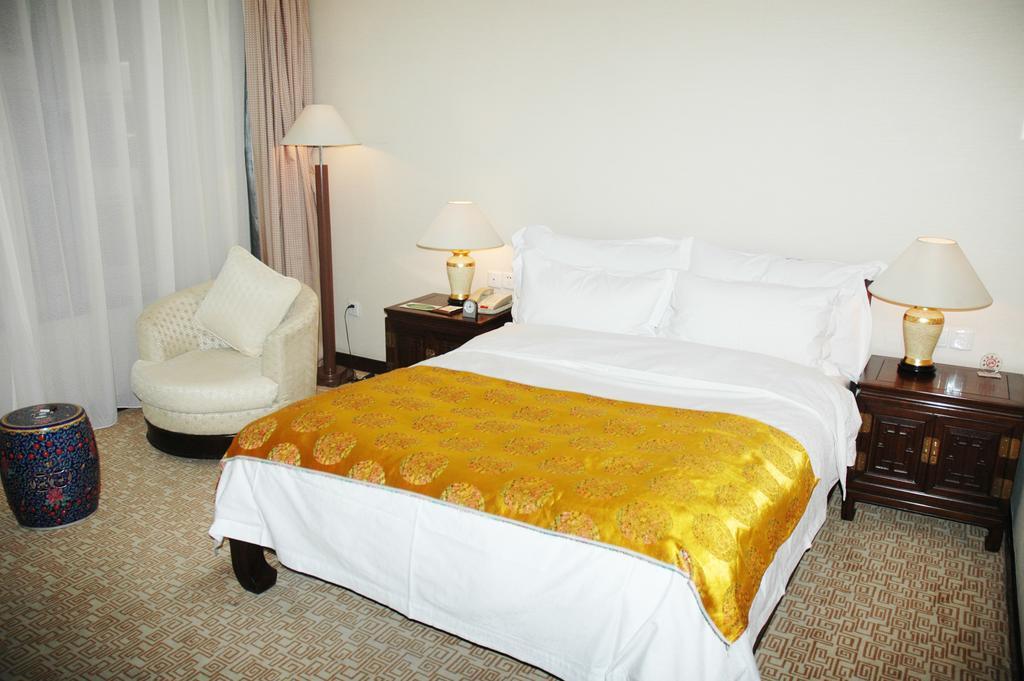 Datong Garden Hotel Værelse billede